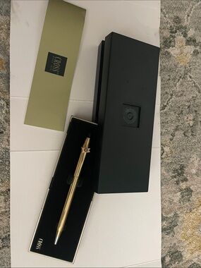 Cross Gold Ballpoint Pen - Sleek Men's Accessory